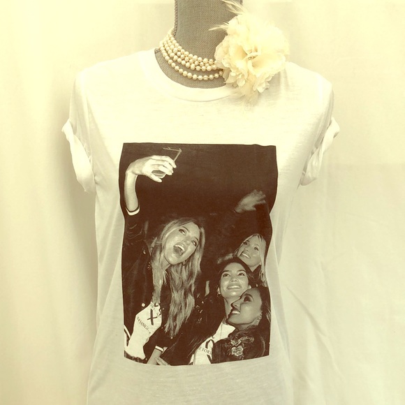 Victoria's Secret Tops - Victoria’s Secret supermodel selfie Tee S|P